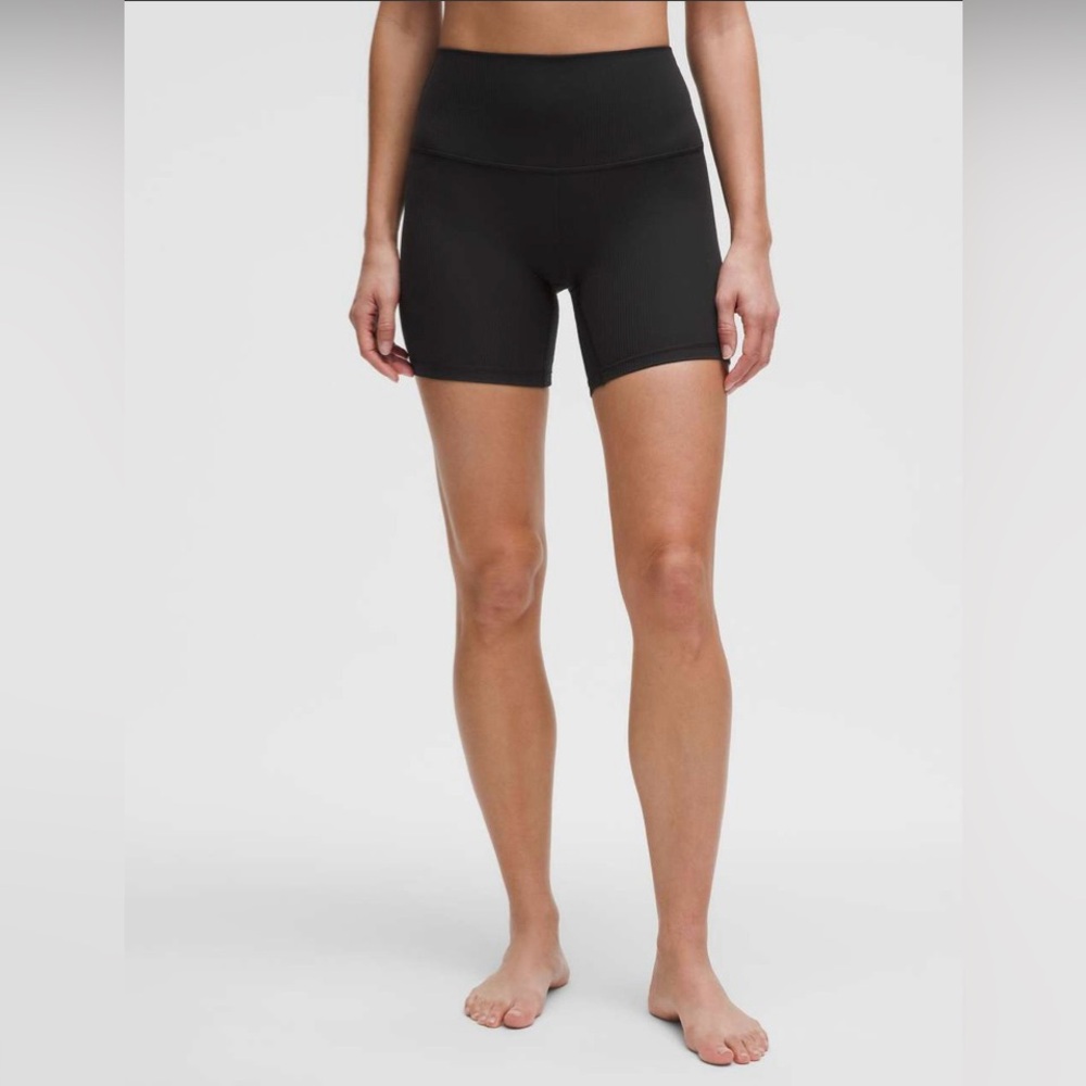 Lululemon Align High-Rise Ribbed Short 6"